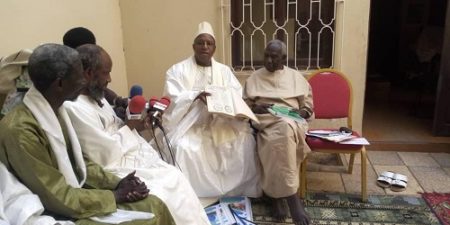 Réécriture de l’histoire générale du Sénégal :  La famille chérifienne de la Sénégambie remet une partie de son passé au Pr Iba Der Thiam