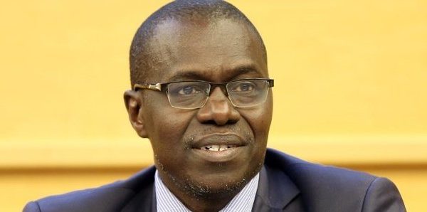 Coronavirus : Gagner La Bataille de la Transmission Communautaire (Moubarak Lo)