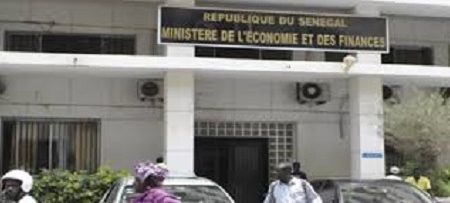 PERSPECTIVES ECONOMIQUES : Une croissance du PIB réel de plus de 7,0%  attendue dès 2023