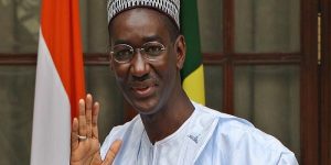 Mali: Moctar Ouane, Premier ministre, décrit comme un homme de consensus «à sa place»
