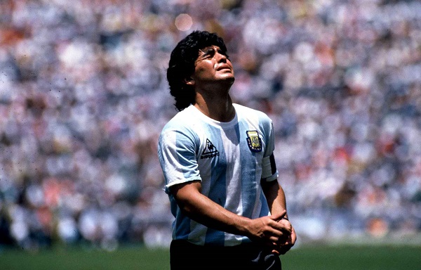 Décès de Diego Maradona : de la révélation à la mort d’une légende