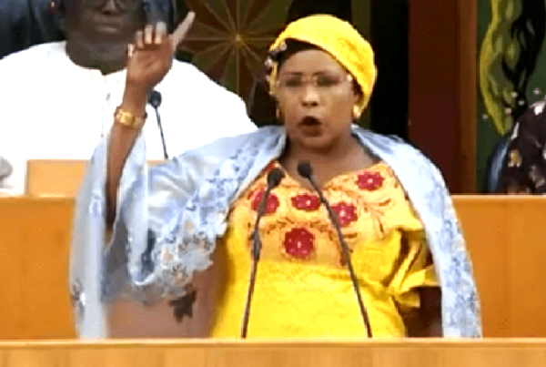Loi relative à l’état d’urgence modifiée : La députée Mame Diarra Fam soupçonne «des non-dits»
