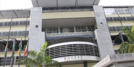 Un nouveau titre en Bourse :  L’Emprunt Obligataire  » TPCI 5,65 % 2022-2032″ admis à la cote de la BRVM