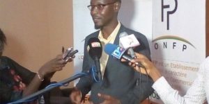 Fin de l’état de catastrophe sanitaire : «une décision contradictoire par rapport à la situation actuelle de la pandémie», Dr Souleymane Lô, Sociologue