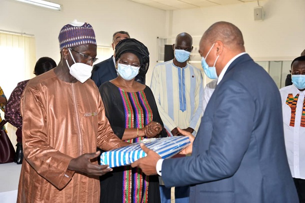 Fin de mission pour le Représentant de la CEDEAO en Côte d’Ivoire : hommage à l’Ambassadeur Babacar Carlos Mbaye