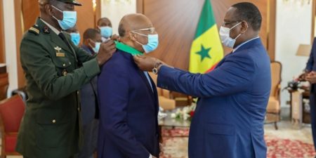 Jean Claude Kassi Brou de la CEDEAO en visite à Dakar :Macky l’élève au rang de Commandeur dans l’ordre  national du Lion