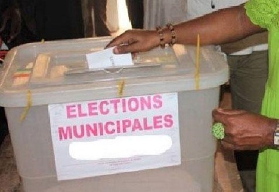 Locales 2022 : la Commission électorale nationale autonome appelle les candidats à apaiser le climat politique