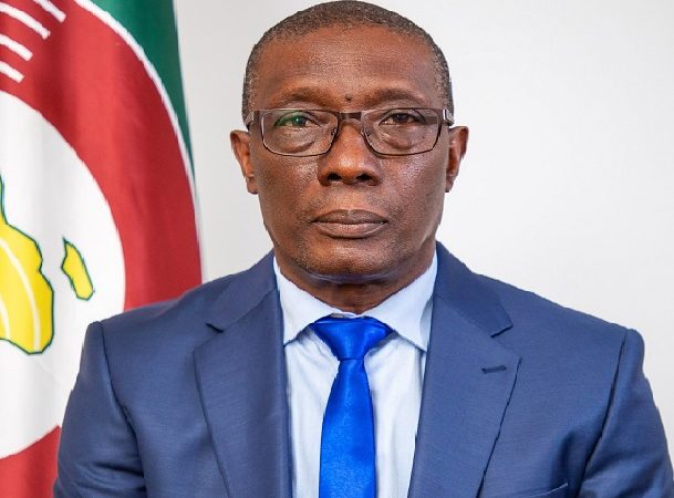 CEDEAO : M. Mamadú Jao, le nouveau Commissaire en charge de l’Education, de la Science et de la Culture a pris fonction à Abuja