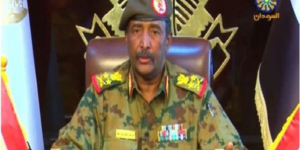 Coup de force au Soudan: le général al-Burhan annonce la dissolution des autorités de transition