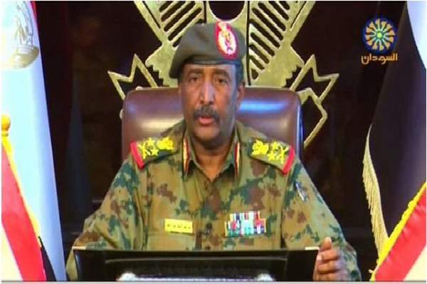 Coup de force au Soudan: le général al-Burhan annonce la dissolution des autorités de transition