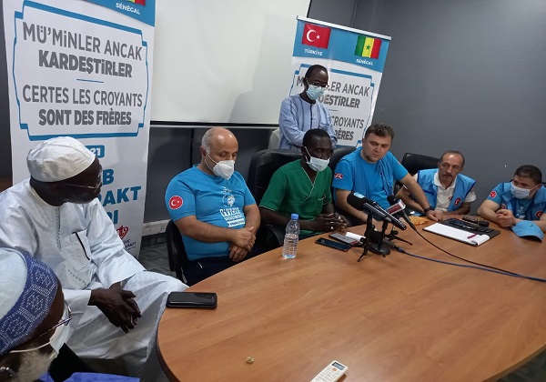 Santé  oculaire : 300 patients de la cataracte bénéficient d’une chirurgie gratuite de Diyanet Vakfi du gouvernement turc