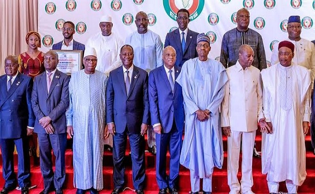 Réunion des chefs d’État de  la CEDEAO :  less décisions sur les transitions en Guinée, au Mali et au Burkina Faso reportées