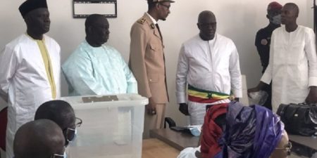 Ababacar Gueye, spécialiste de la décentralisation sur la « cohabitation » à Guediawaye «Sur le travail du maire, il n’y a quasiment aucune conséquence sauf… »