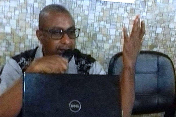 Récit de voyage : un Guinéen rentre du Sénégal et Témoigne Par Pr. Alpha Amadou Bano Barry, ancien ministre de l’Education nationale et de l’Alphabétisation