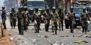 Soif du pouvoir : les causes profondes de l&rsquo;incursion militaire dans la politique,  l&rsquo;inefficacité des organisations régionales/continentales et les forces extérieures…