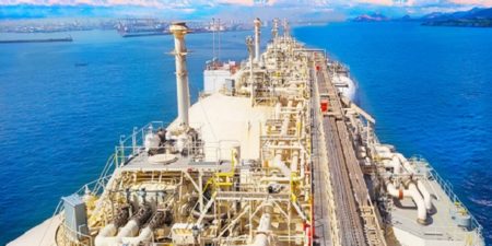 Sénégal : première unité modulaire de regazéification et de stockage de GNL (M-FSRU) au monde  pour Karmol