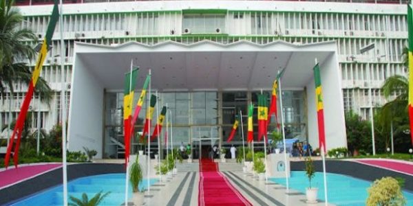 Arrive enfin la loi des finances 2025       Par Dr. Abdourahmane Bâ