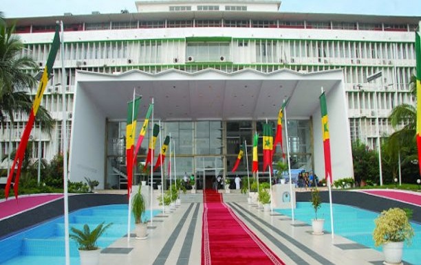 Présidence de l’assemblée Nationale du Sénégal : Petit Précis de Meurtres Politiques Fratricides autour du Perchoir