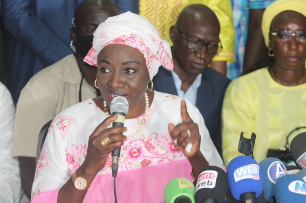 Farouchement contre un troisième mandat : Mimi Touré vilipende Macky Sall devant le Secrétaire général de l’Onu