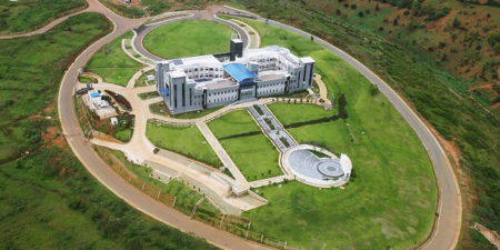 Encourager la transformation numérique sous l’impulsion de la jeunesse africaine :  Carnegie Mellon University et la Fondation Mastercard s’associent