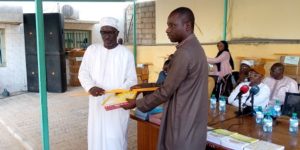 COMMUNE DE GRAND-YOFF : Des fournitures scolaires d’une valeur de 28 millions offertes aux écoles élémentaires par la Mairie