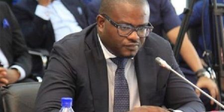 Ghana : le secrétaire d’Etat aux Finances limogé après des accusations de corruption