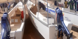 Sécurisation de la navigation fluviale : 21 pirogues modernes remises aux populations de l’Ile-à-Morphil