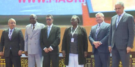 Conférence exposition mauritanienne sur les mines et l’énergie : Mme Aissatou Sophie GLADIMA insiste sur la gestion concertée et apaisée des ressources naturelles entre les deux pays