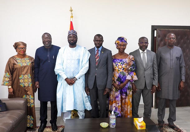 Gambie. : Touray Le président de la Commission de la CEDEAO a rendu visite à certains responsables gouvernementaux