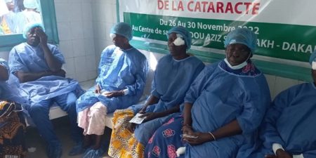 Santé oculaire : Direct Aid au chevêt de plus de 1200 patients de la cataracte aux Parcelles Assainies