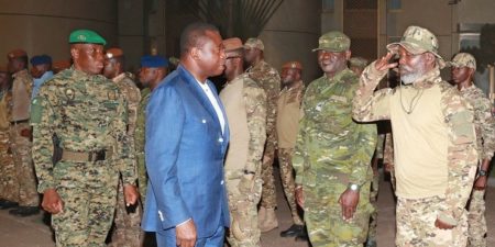 Escale à Lomé : les militaires ivoiriens graciés au Mali remercient Faure Essozimna Gnassingbé, le chef de l’Etat