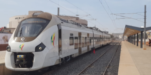 Prise de contact : Le ministre des Transports, Malick Ndiaye visite les installations du TER