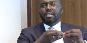 La Dérive Du Journal Le Monde   Par Abdou Karim Fofana