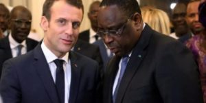 Situation politique au Sénégal : Macron tente de convaincre Macky de renoncer à un troisième mandat- Africa Intelligence