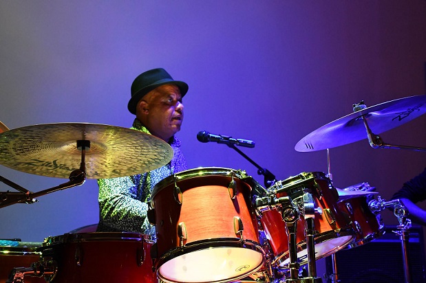Mokhtar Samba à Jazz’O’Port : un concert exceptionnel du batteur et percussionniste international annoncé
