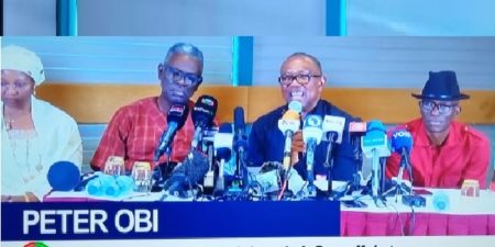 Nigeria : Peter Obi, le chef d’un parti de l’opposition, réclame la victoire d’une élection présidentielle contestée- Par Paul Ejimé