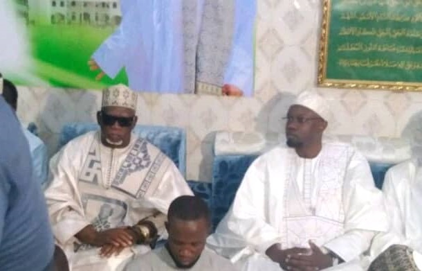 Ousmane Sonko à Leona Niassene «Nous devons être les premiers à accompagner et protéger nos guides religieux»