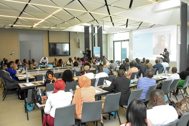 Développement des moyens de paiements innovants : les journalistes économiques du Sénégal mieux outillés sur les enjeux et risques