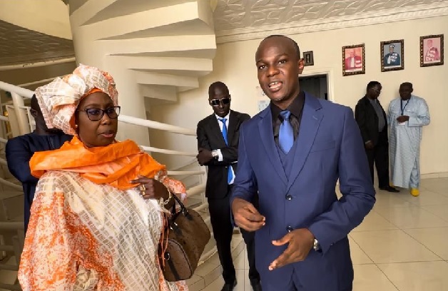 Passation de service-Profs Ramatoulaye Diagne Mbengue et Mamadou B Ndiaye : éloges et prières au rectorat de l’université Iba Der Thiam de Thiès.