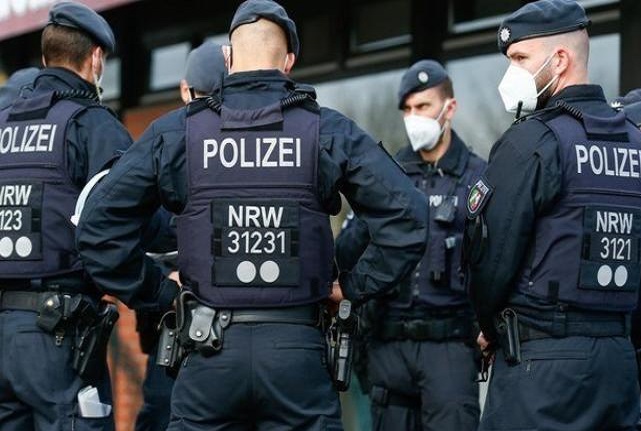 Allemagne : 13 Sénégalais menottés et expulsés dans des conditions inhumaines