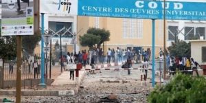Enseignement Supérieur-donner les cours en ligne : Le Collectif des Amicales de l&rsquo;UCAD dénonce une décision irréfléchie, irresponsable…