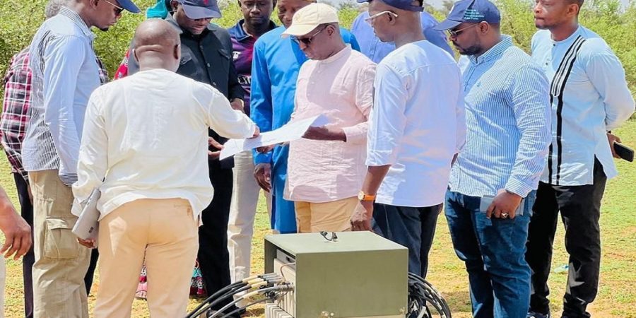 Régulations des Télécoms :  Le DG de l’ARTP, Abdou Karim Sall, en visite au centre de contrôle des fréquences de Khombole