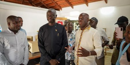 Le Président de l’Assemblée nationale, M. Amadou Mame Diop, a rencontré la communauté sénégalaise vivant au Cabo-Verde.