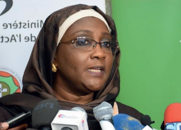 Mme Seck, Ministre des Sénégalais de L’extérieur :  «400 migrants encore dans les centres au Maroc, 231 déjà au Sénégal, 3 ont perdu la vie… »