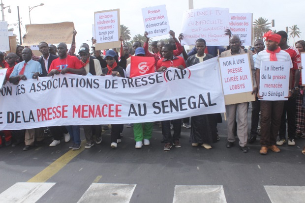 Retrait définitif de la licence de WalfTV : La CAP en réunion élargie avec les responsables de médias pour un plan d’action efficace et inclusif