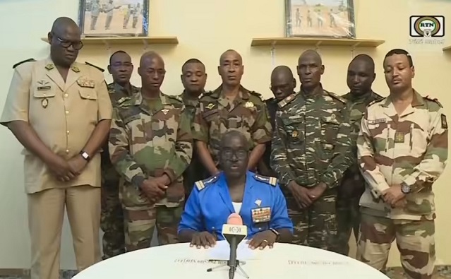 Utiliser la diplomatie et des sanctions mordantes pour battre les putschistes  au Niger   *Par Paul Ejime