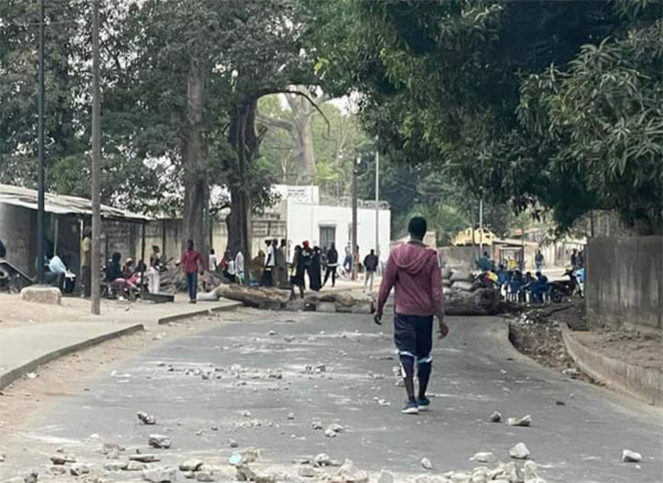 Baisse de la tension à Ziguinchor : Les Fds enlèvent les barrages