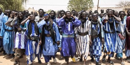 Affrontements entre ‘’Baay Faal’’ et des populations à Touba :  Divergence sur les interdictions de Serigne Mountakha à l’origine