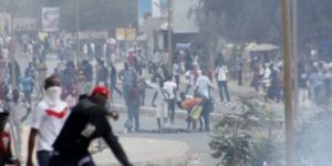 Manif’ des populations de Mboro et de Darou Khoudouss : L’odeur du soufre