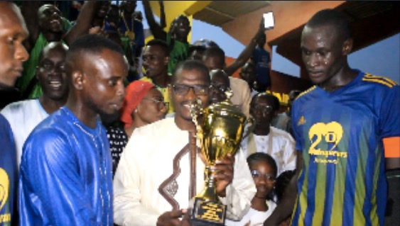 TOURNOI DE FOOTBALL DE L’ASSOCIATION DES JEUNES SONINKES DE GUEDIAWAYE : Le parrain Harouna Fall sensibilise les jeunes sur l’immigration irrégulière